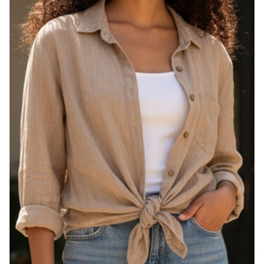 Camellia Cropped Button Up Blouse Womens Size S Lightweight Soft Beige Top Tan
